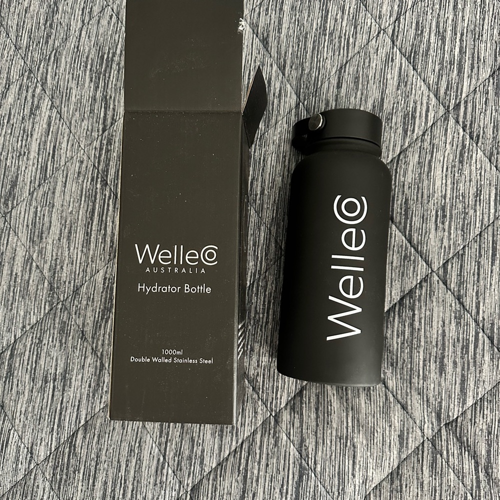 Elle Black Hydrator Bottle